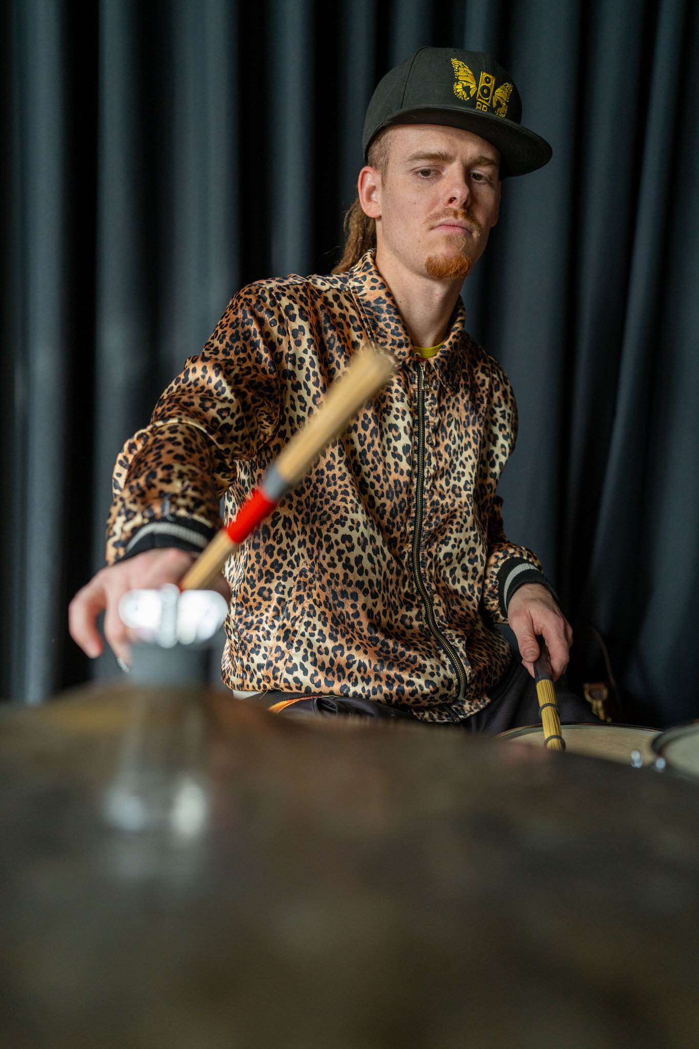 How live bands earn attention: media & marketing that actually moves the room
